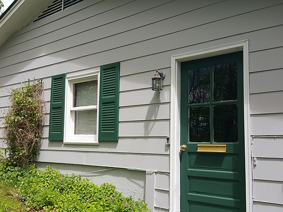 Separate Garage Entrance