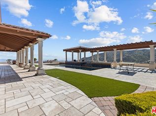 8290 Overview Ct, Yucaipa, CA 92399