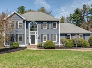 8 Ridgewood Rd, Sterling, MA 01564