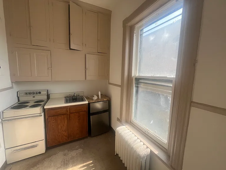 281 S Franklin St #8 — Photo 7