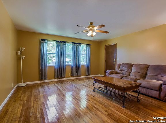 4th image of 11716 Otis Dr