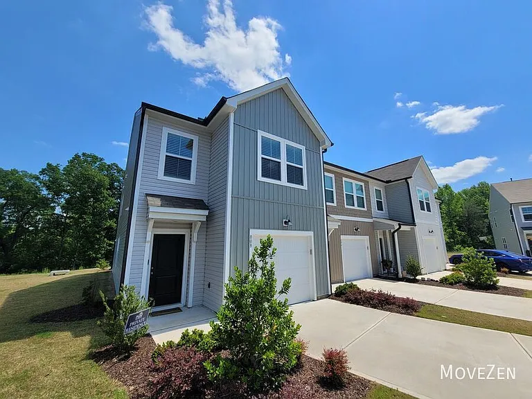 808 Falls Grove Trl — Photo 32