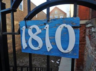 1810 S Throop St APT 2, Chicago, IL 60608