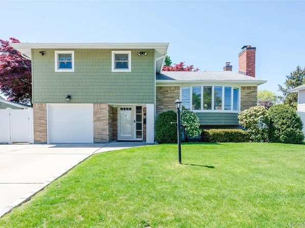 29 Kirkwood Drive, Glen Cove, NY 11542