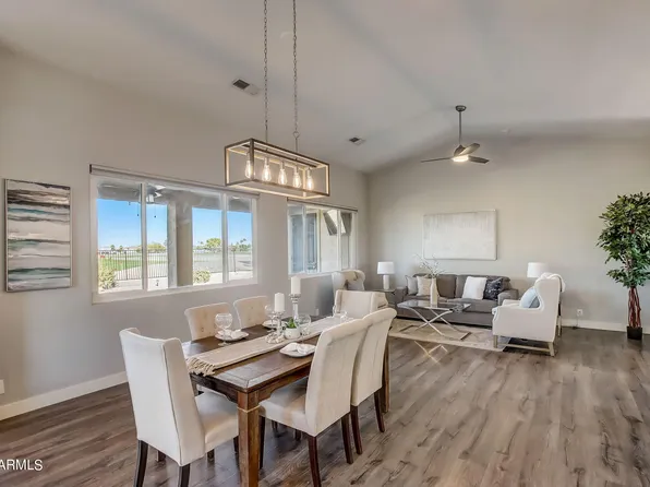 676 S ROANOKE Street, Gilbert, AZ 85296