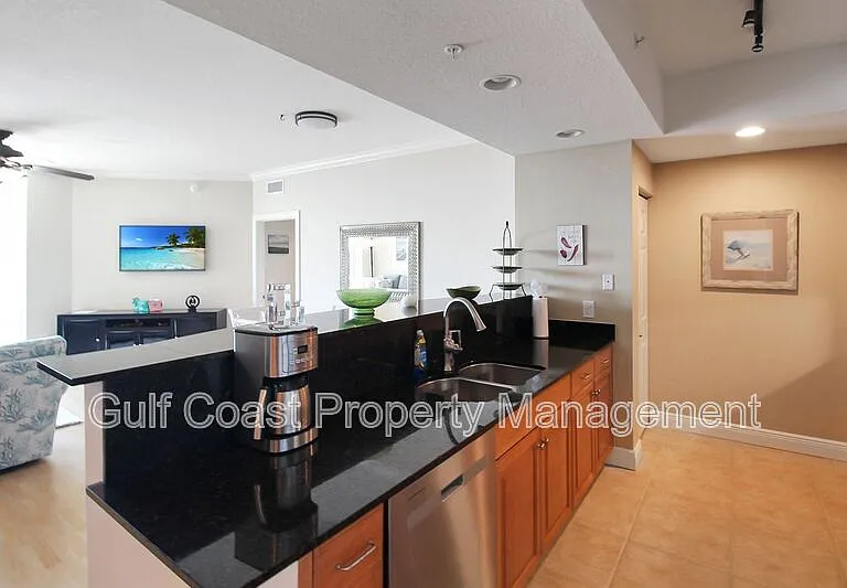 800 N Tamiami Trl #806 — Photo 6