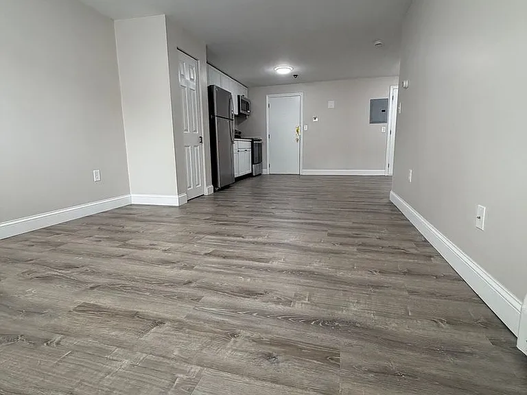 Willard Street Apartments offers the perfect location, with easy access to all major Highways 495... — Photo 15