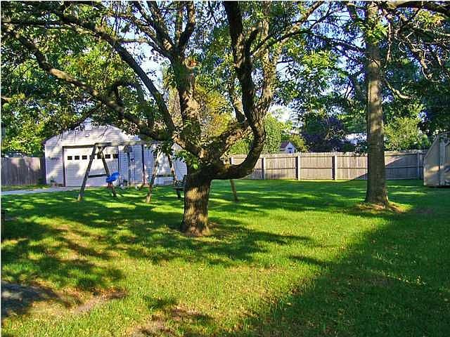 2nd image of 246 Sprucewood Dr