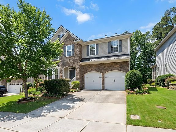 2nd image of 917 Bentbury Way