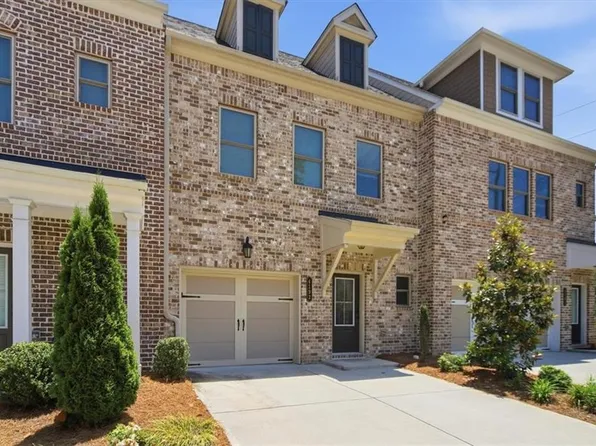 4192 Moncure Dr, Lilburn, GA 30047