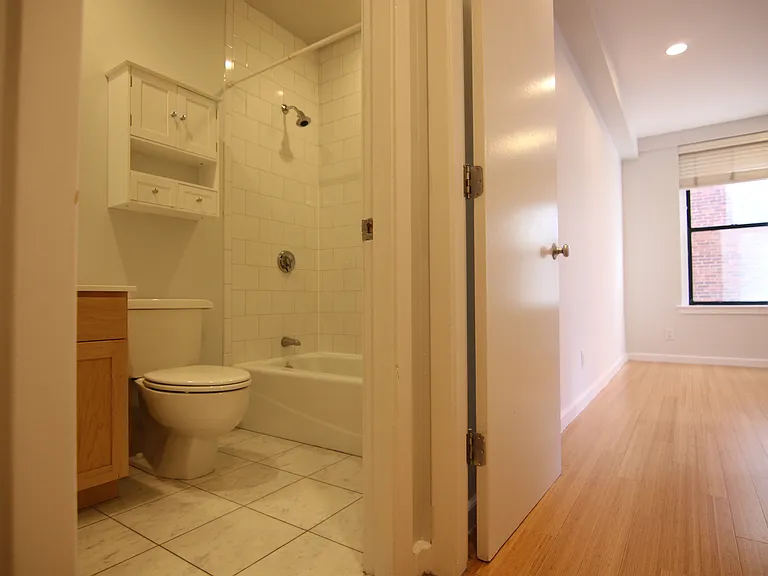 Deacon Court - 1661 Washington Street — Photo 86