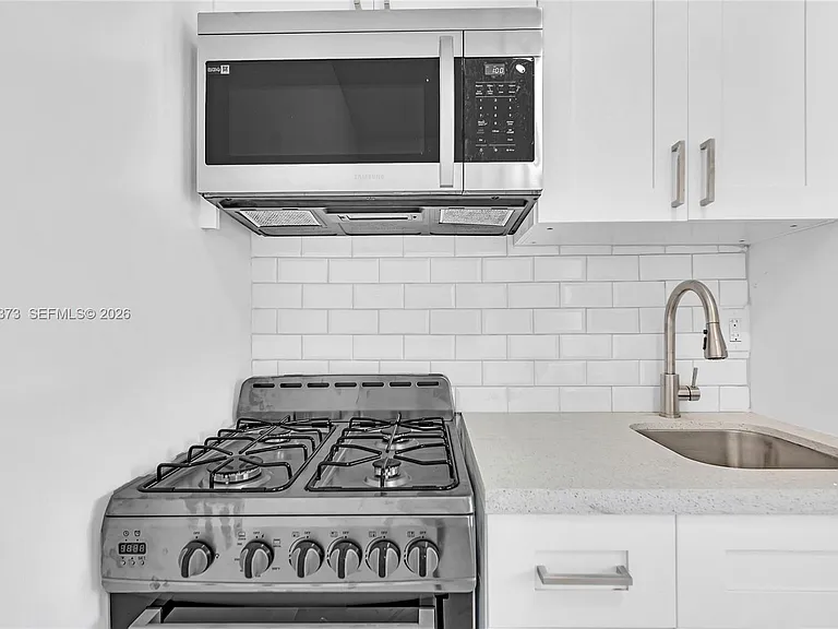 1839 Funston St #6 — Photo 12