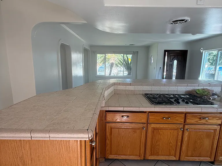 1429 Seaman Ave — Photo 5