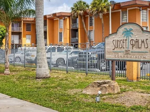 9453 SW 76th St APT S2, Miami, FL 33173