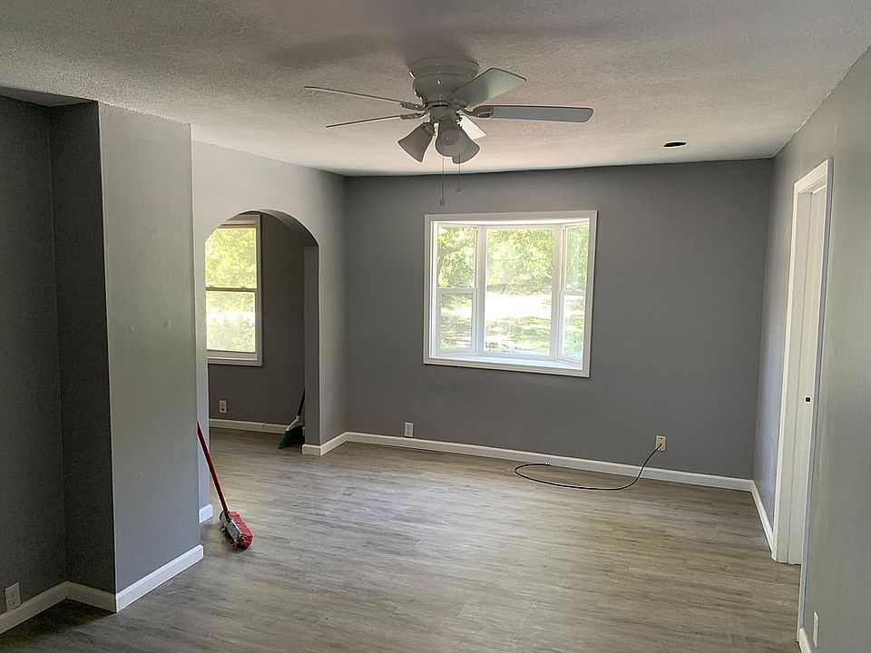 1st image of 6252 N Topping Ave