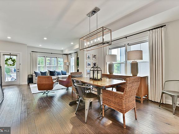 5th image of 5701 11th St N APT 7