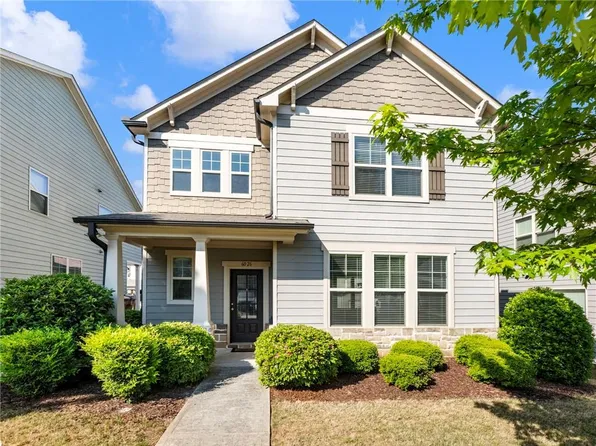 6026 Yacht Way, Flowery Branch, GA 30542