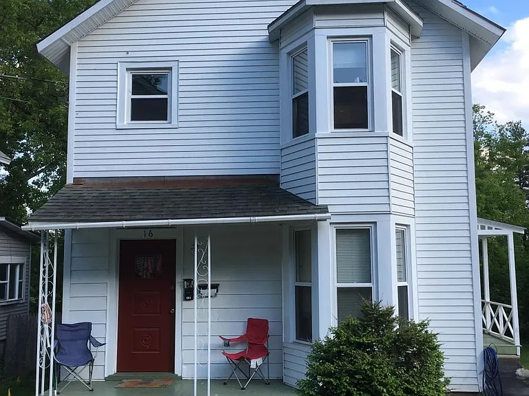 16 Covell Ave #1 — Photo 1
