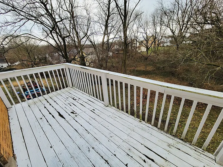 1057 Schiff ave. — Photo 16