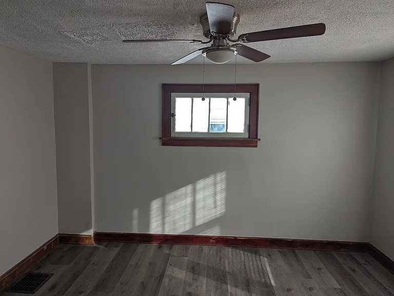 190 Nashoba Ave — Photo 6