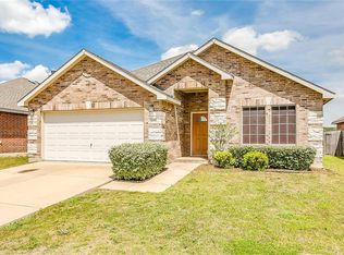 708 Grant St, Burleson, TX 76028