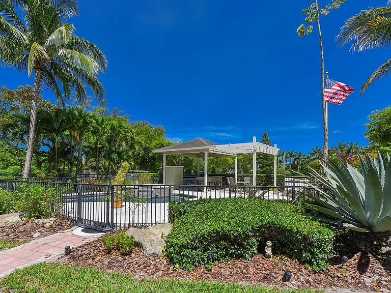 2040 Appaloosa Trl — Photo 28
