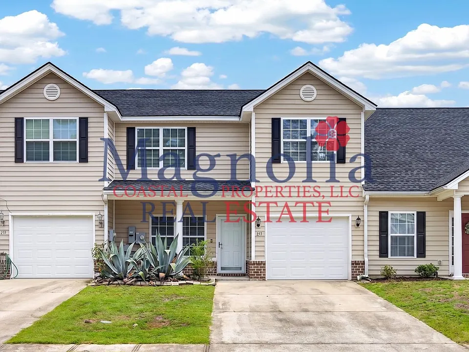 255 Cypress Pointe Dr