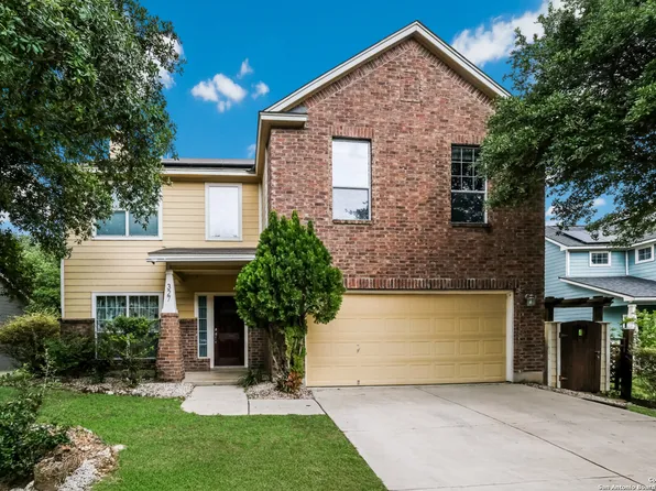 327 Willow Grove Dr, San Antonio, TX 78245