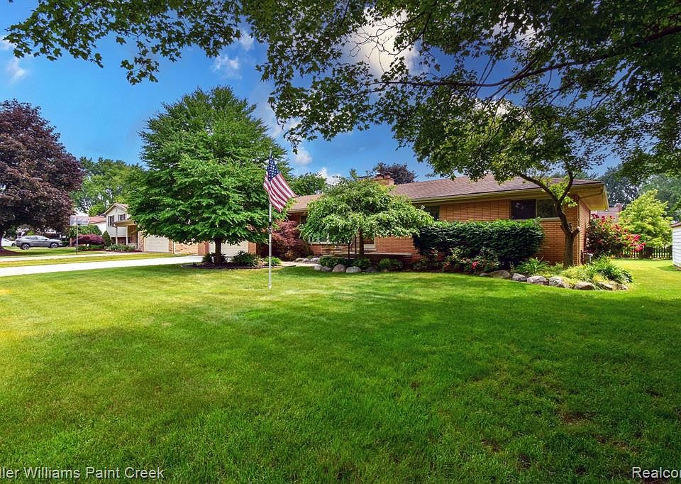 42320 Malbeck Dr, Sterling Heights, MI 48314 MLS 20230047540 Zillow