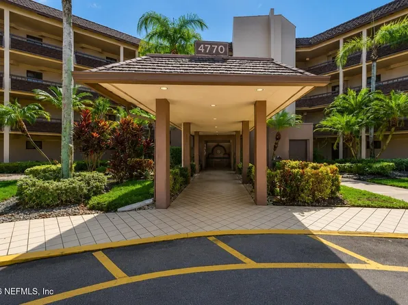 4770 FOUNTAINS DRIVE S #302, Lake Worth, FL 33467
