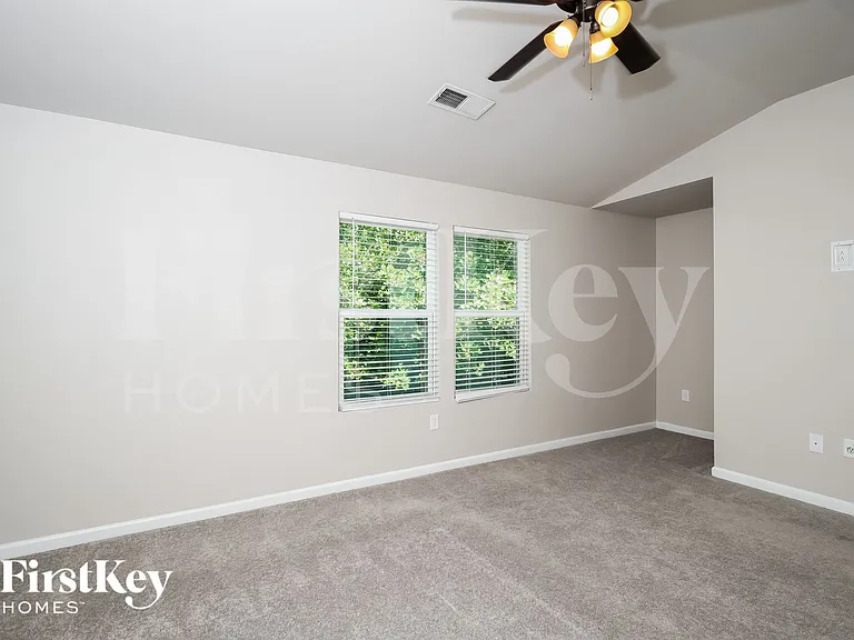 2550 Wood Bend Ln — Photo 13