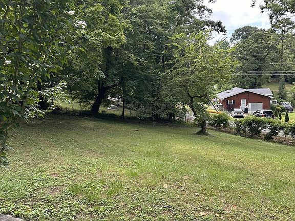 5th image of 816 Staples Ave