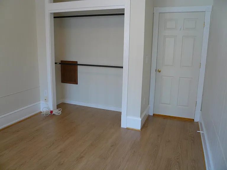 423 N 33rd St #3 — Photo 13