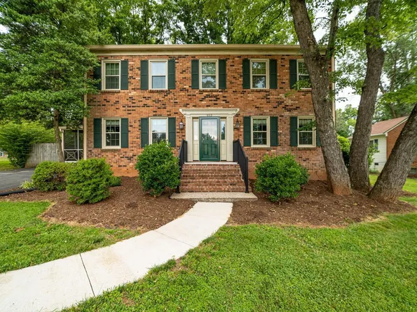 463 Kirkley Cir, Forest, VA 24551