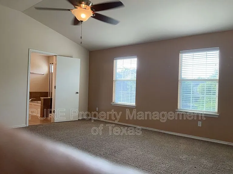 1215 Alpine Mountain Dr — Photo 23