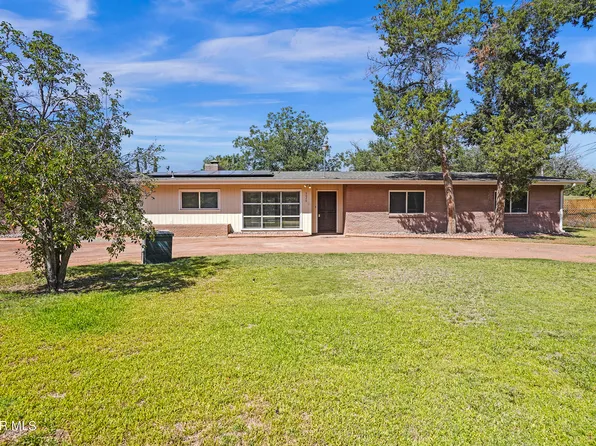 5026 Jordan Ln, El Paso, TX 79922