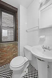 Rented by PocketBroker Inc