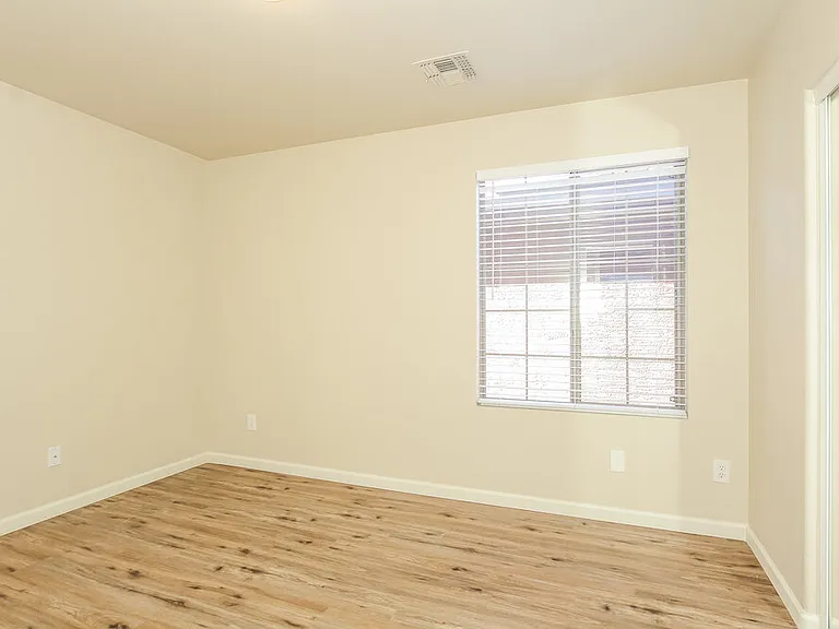 4361 E Selena Dr — Photo 13
