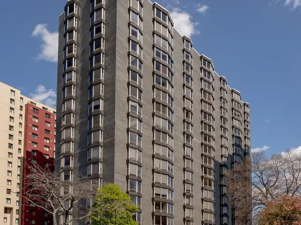 8200 E Jefferson Ave APT 503, Detroit, MI 48214