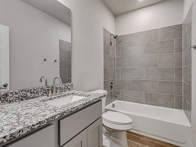 2511 Birdell St — Photo 17