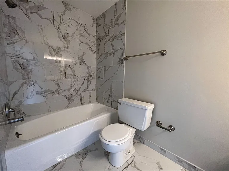 3831 W End Ave #23 — Photo 9