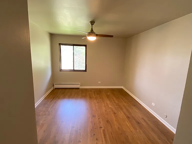 121 S Washington St #7 — Photo 4