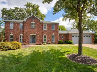 6800 Graystone Ridge Ct, Saint Louis, MO 63129