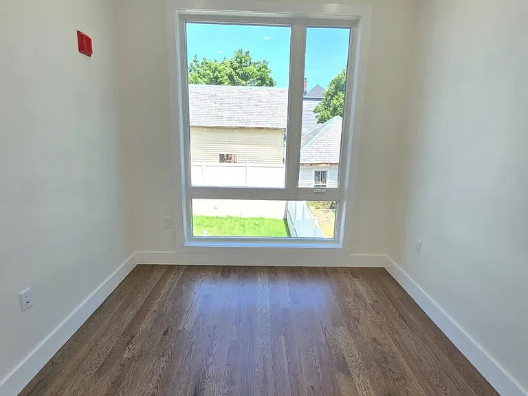 40 Lembeck Ave #206 — Photo 6