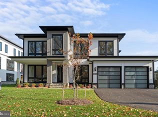 4026 Travis Pkwy, Annandale, VA 22003
