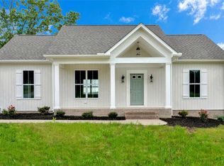 8638 Hat Creek Rd, Brookneal, VA 24528