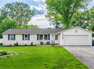 8263 Winterwood Ave NW, North Canton, OH 44720