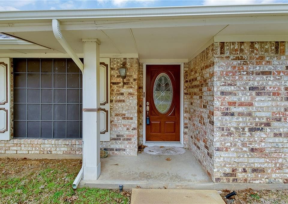 1st image of 1331 Juniper Ln