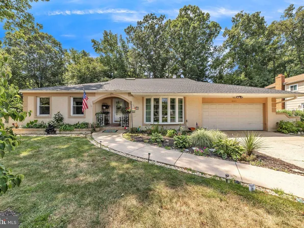 838 Marlowe Rd, Cherry Hill, NJ 08003