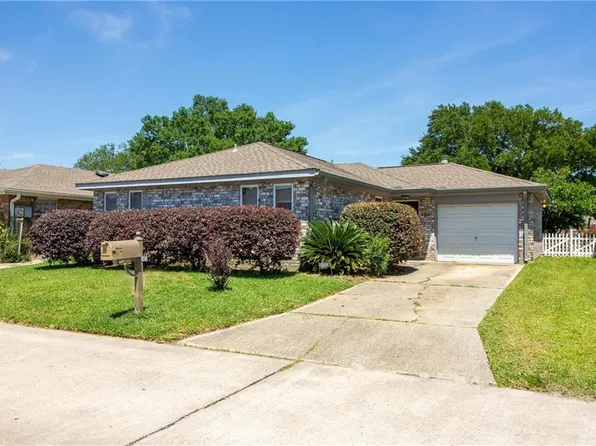 104 Jane Ln, Saint Rose, LA 70087